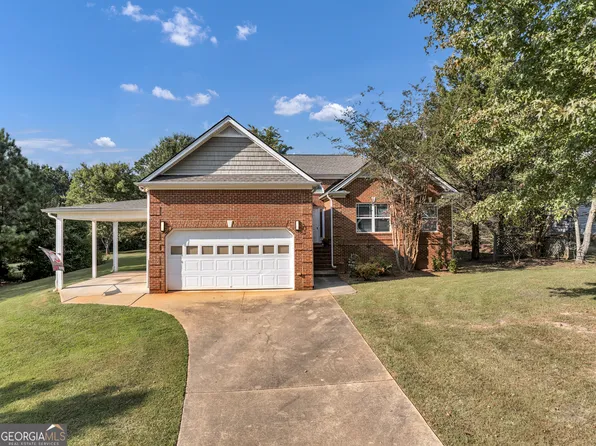270 Diamond Ct, Carrollton, GA 30116