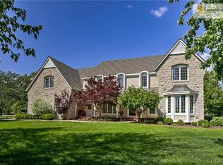 13732 Alhambra St, Leawood, KS 66224