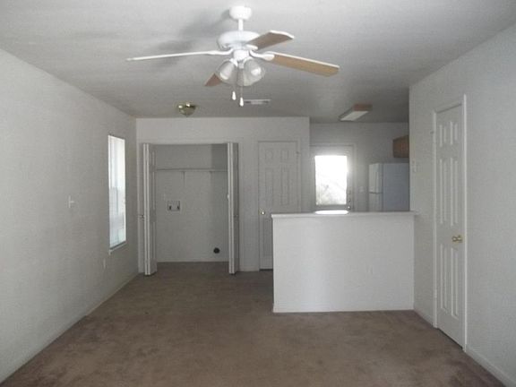 3rd image of 404 Veterans Ave APT D