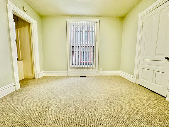 5th image of 265 Henry Ave SE #2