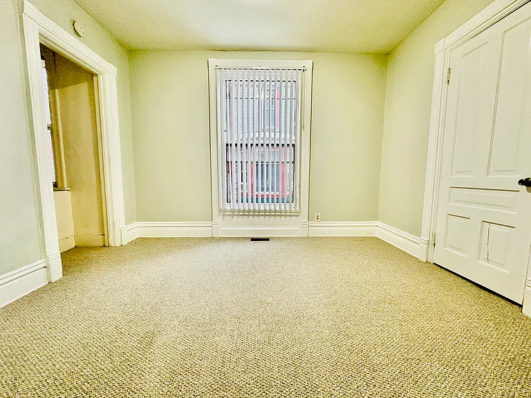 265 Henry Ave SE #2 — Photo 5
