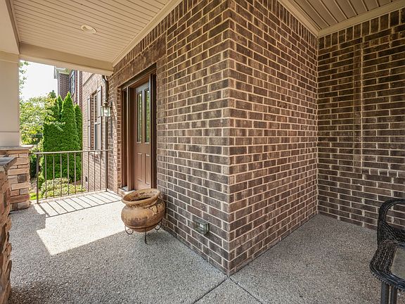 5th image of 328 Tippecanoe Dr