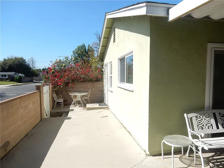 8000 Sale Ave — Photo 16