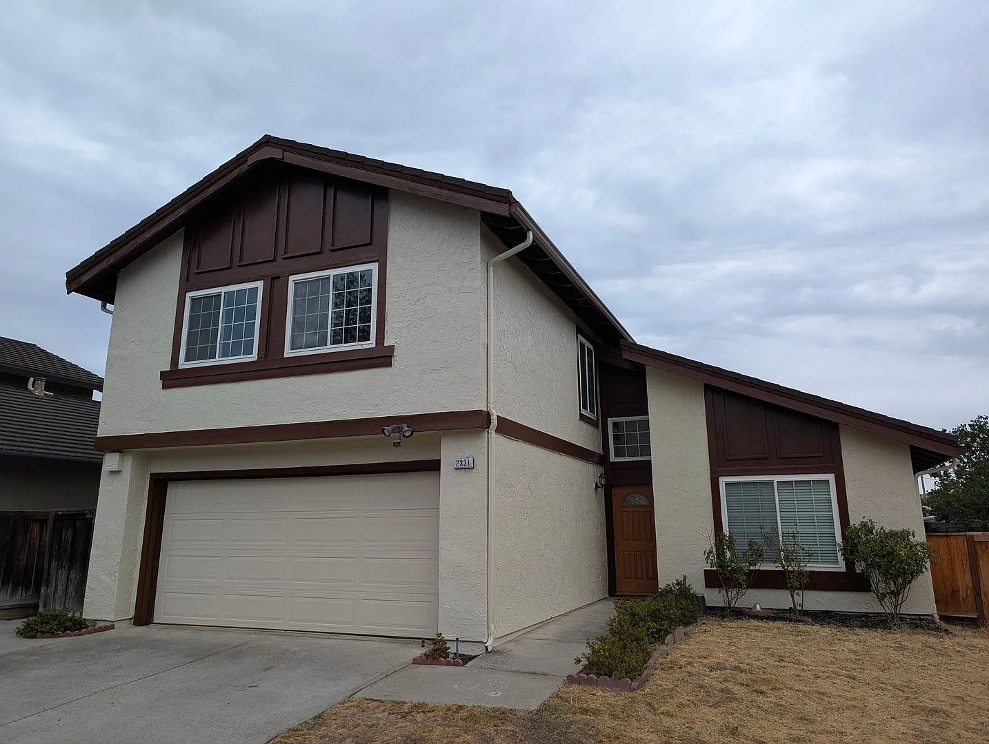 Sweetwater Ridge 4/2.5 Home Available Now — Photo 1