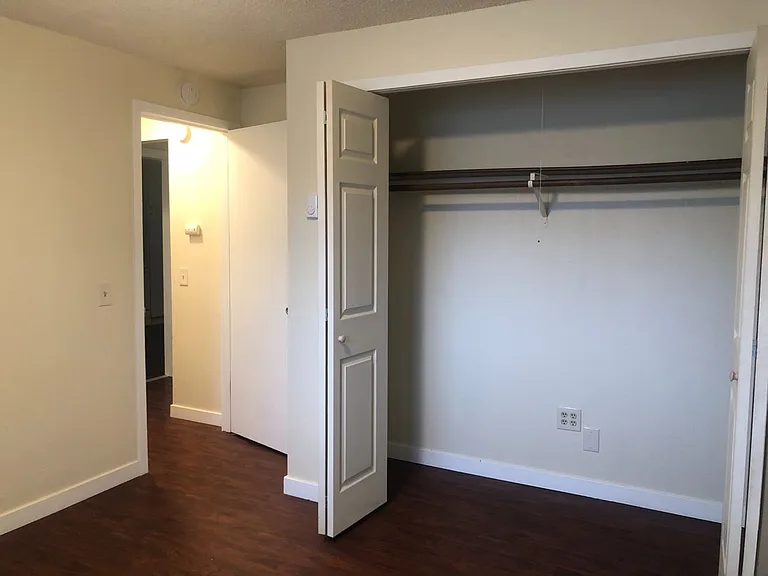 339 Chase Ave — Photo 9