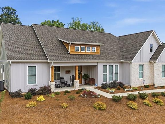 2nd image of 207 Wynnfall Dr