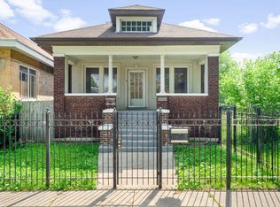 7545 S Ridgeland Ave, Chicago, IL 60649