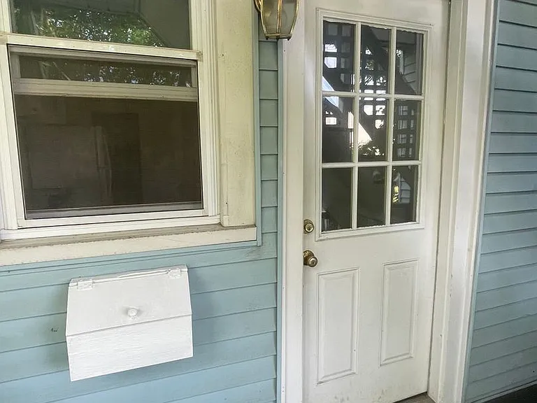 111 Benedict Rd — Photo 11