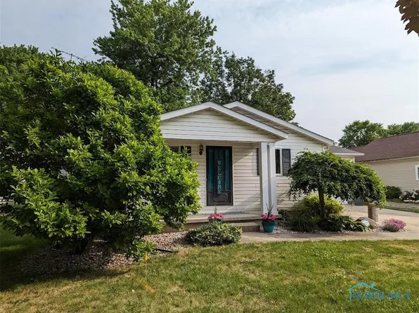 139 Cherry St, Wauseon, OH 43567