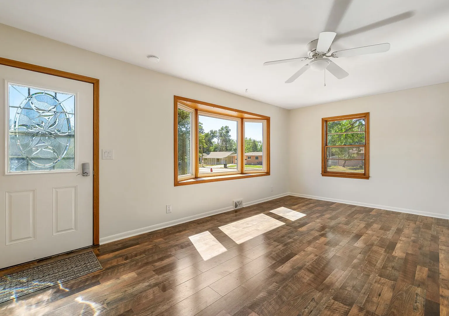 4 Bed | 2 Bath | Single Garage | West Rapid | Pet Negotiable — Photo 4