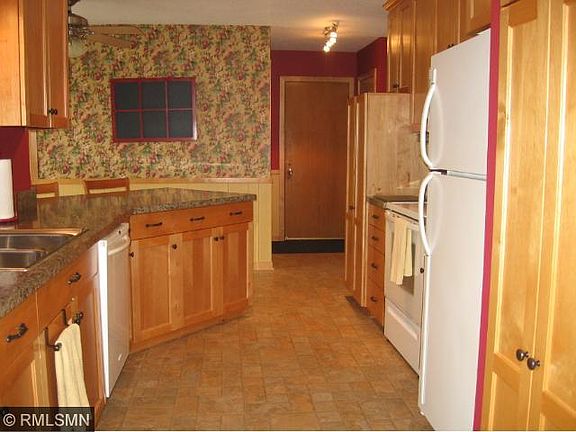 5th image of 4799 Sandra Ln