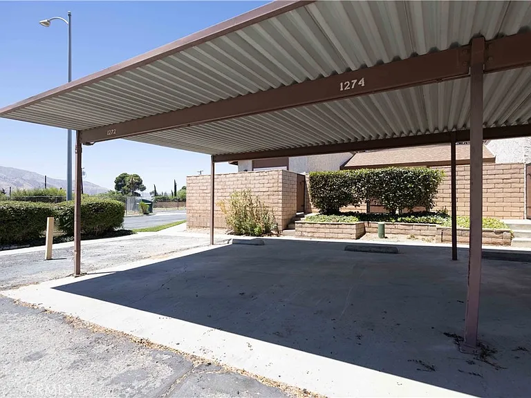 1272 Vista Serena Ave — Photo 15