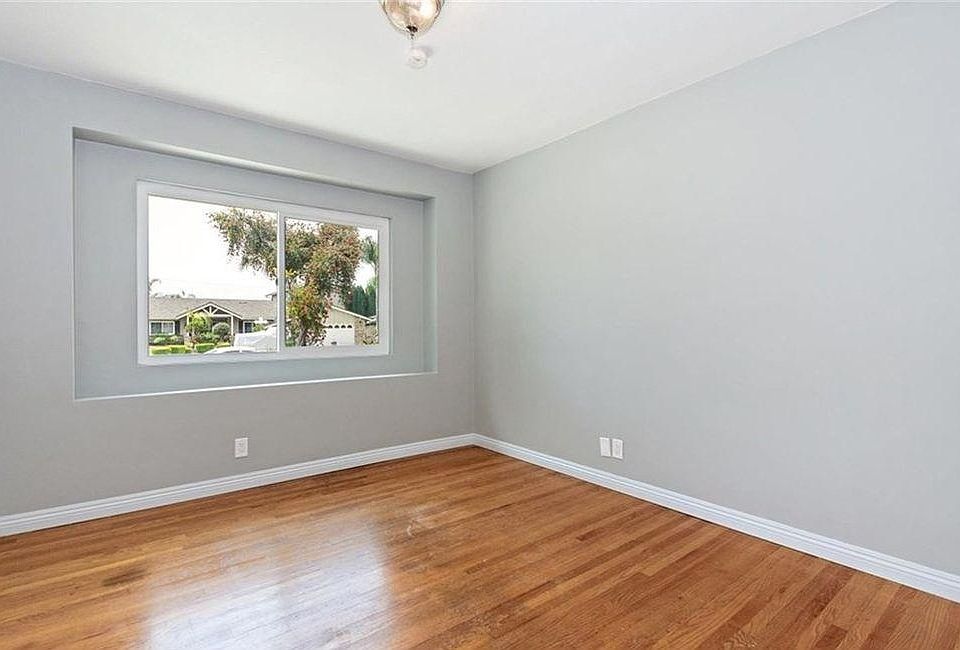 1st image of 11665 Vista Ln