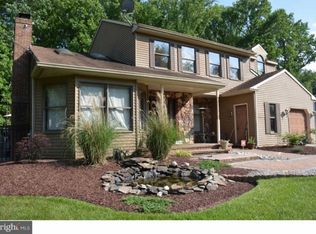 20 Carol Dr, Pine Hill, NJ 08021