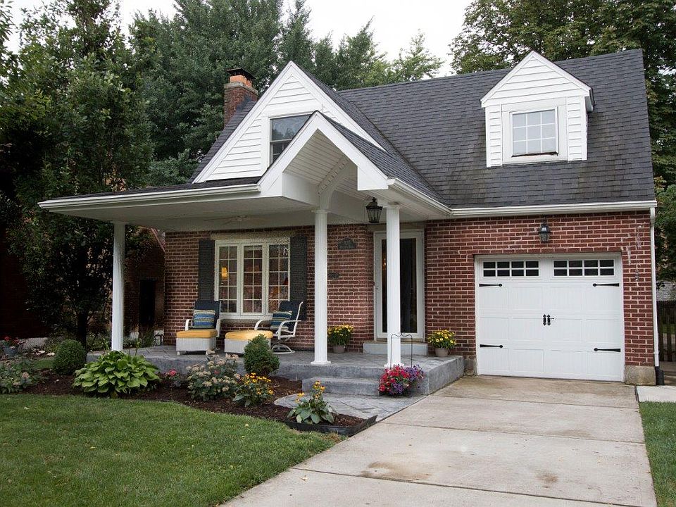 1st image of 320 Wisteria Dr