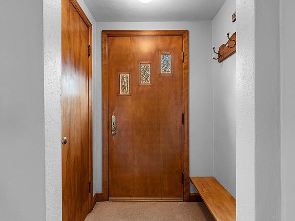 4th image of 2301 Carleton Ave