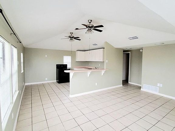 5th image of 611 W Florida Ave