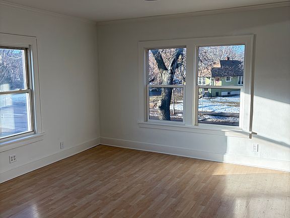2nd image of 4149 Minnehaha Ave APT 1