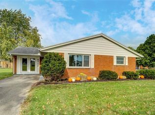 6718 Sterling Dr, Enon, OH 45323
