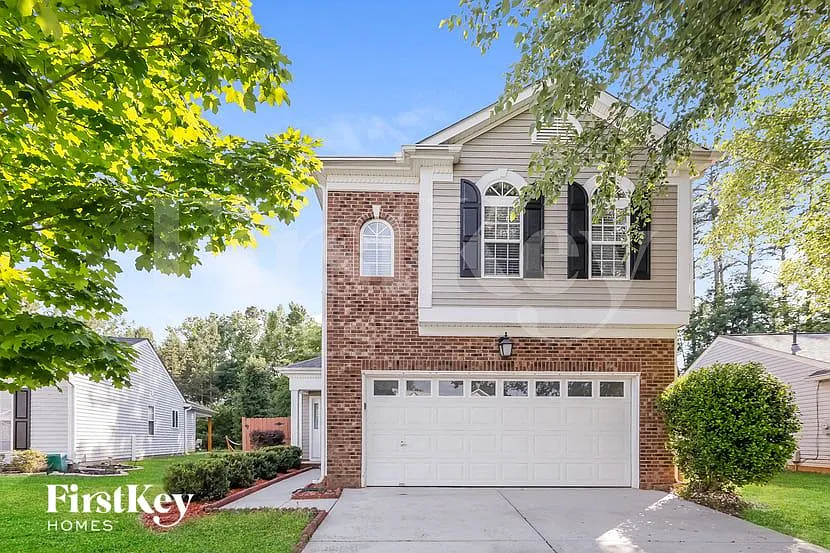 1018 Salmon River Dr