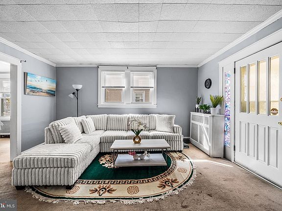 3rd image of 309 Cheswold Rd