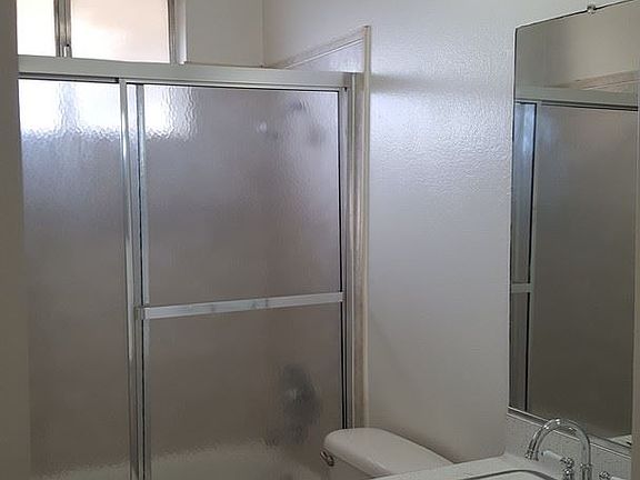 5th image of 801 W La Verne St APT 9