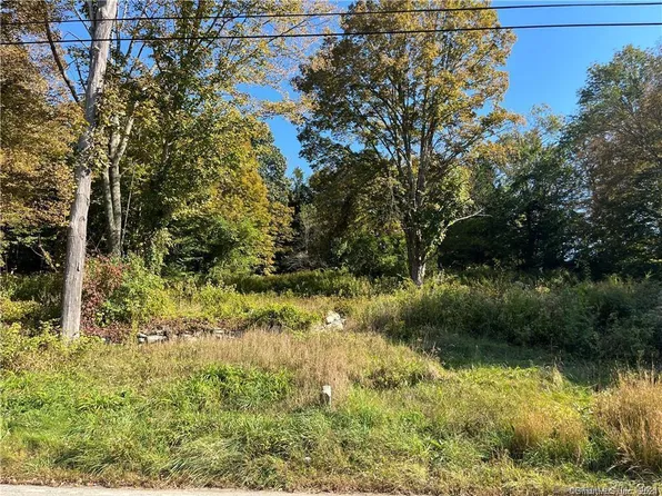 26 Paper Mill Road, Lisbon, CT 06351