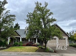 1961 SW Abercrombie Outside Ctr, Portland, OR 97225