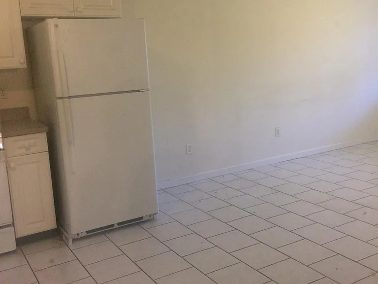 1814 Mayflower Ave #1 — Photo 10