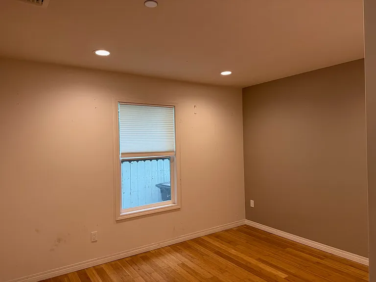 130 N Lincoln Ave — Photo 17