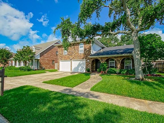 3rd image of 25 Monte Carlo Dr