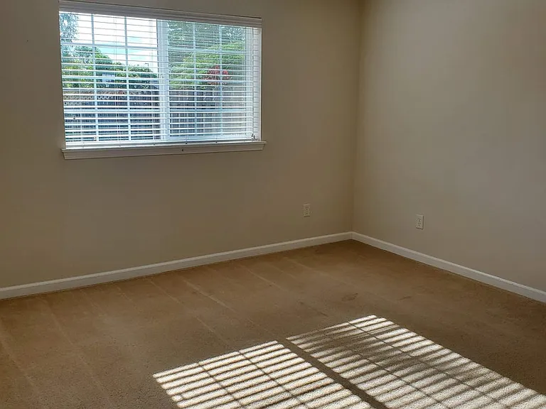 2932 Matt Dr — Photo 9