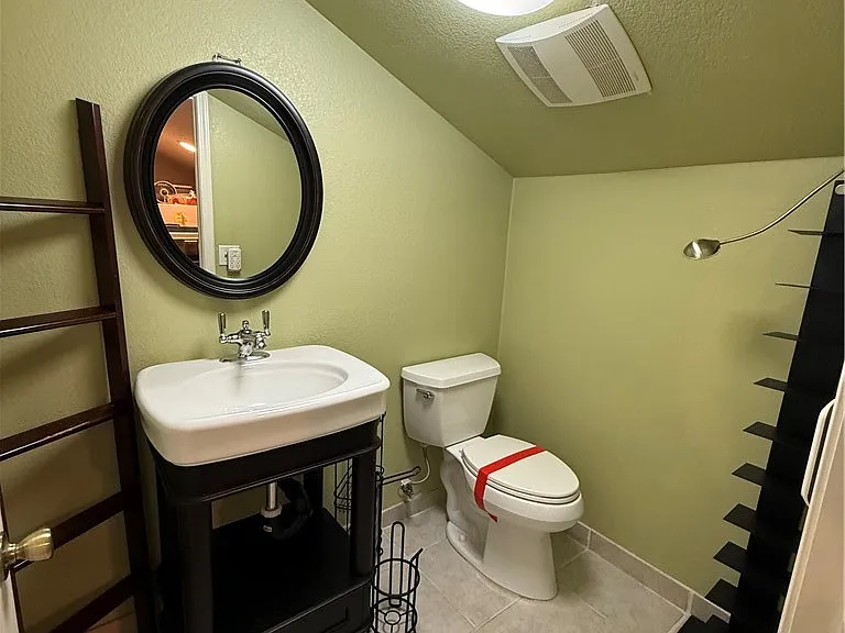 2226 Calle Leon — Photo 22
