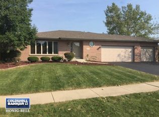 16925 S Swift Arrow Dr, Lockport, IL 60441