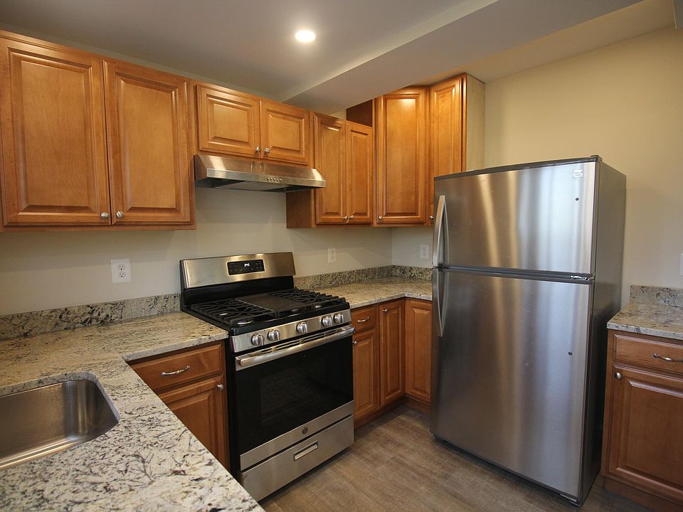 1st image of 3414 17th St N APT 2