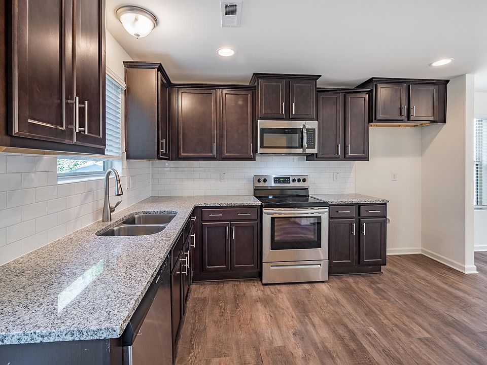 1st image of 510 Hobkirks Pl #1