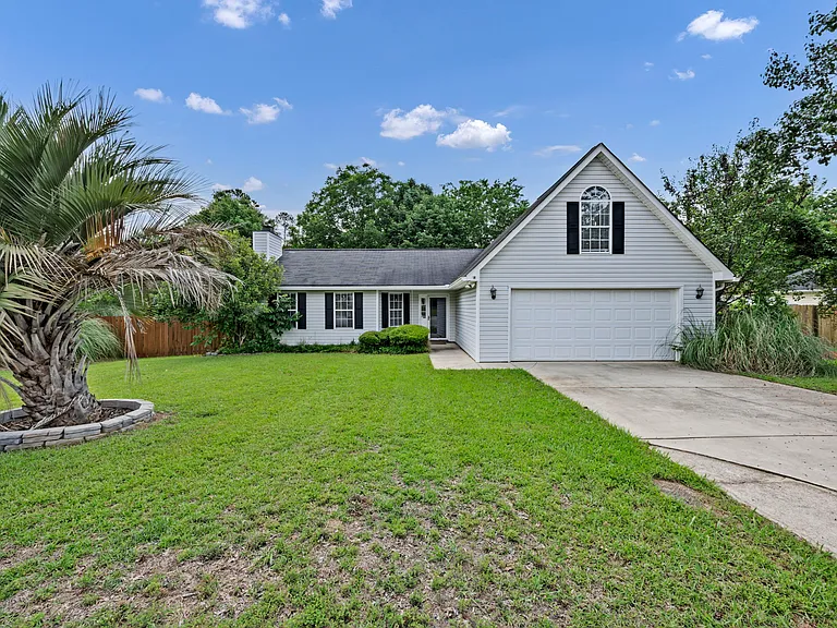 103 Walnut Grove Cir — Photo 1