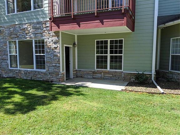 2nd image of 1 Highlands Crossing Dr APT 107