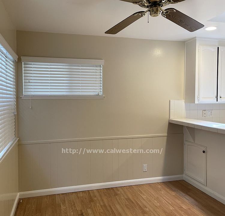 1st image of 626 Bolton Ct #1