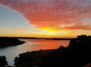 1127 Sherwood Dr, Canyon Lake, TX 78133