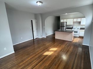 1002 Beaconsfield Ave APT 1S, Grosse Pointe, MI 48230