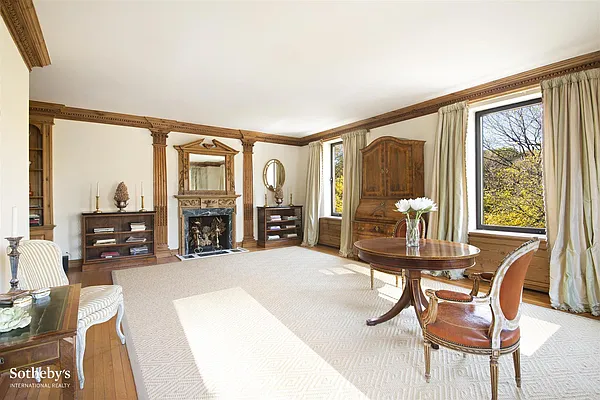 Sold by Sotheby's International Realty | media 15