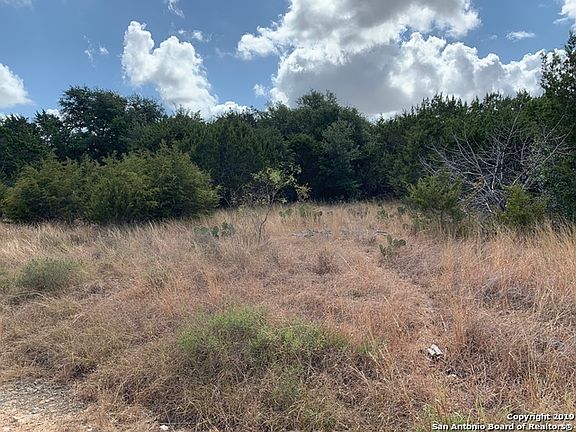 3rd image of 2666 Beaver Ln