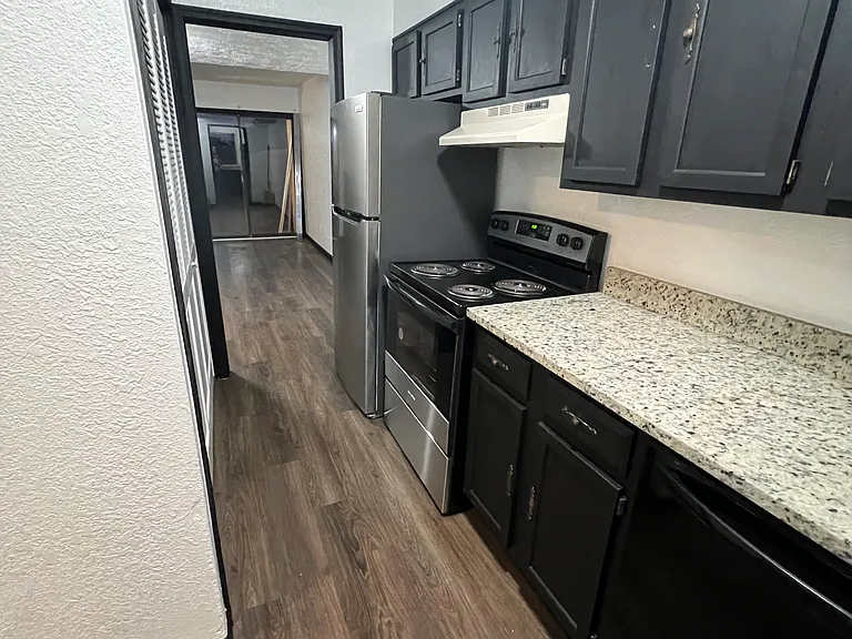 1411 Gabriel Dr #1 — Photo 8