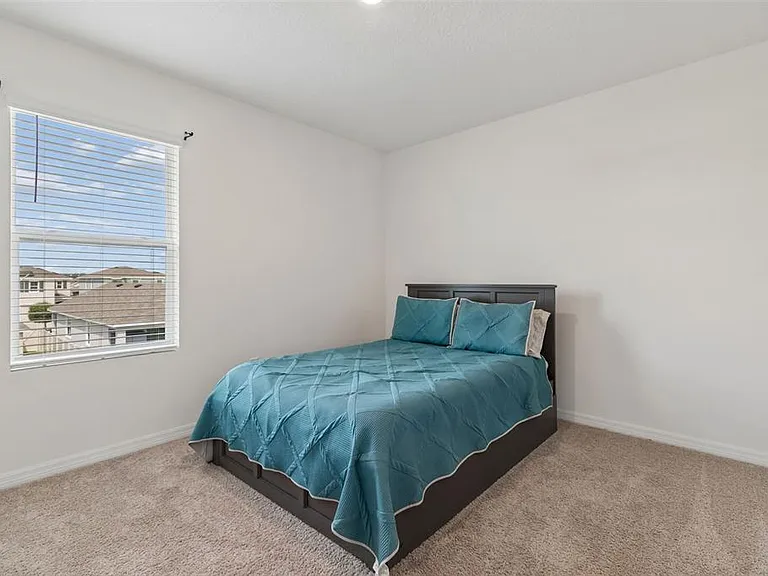17053 Oval Rum Dr — Photo 35