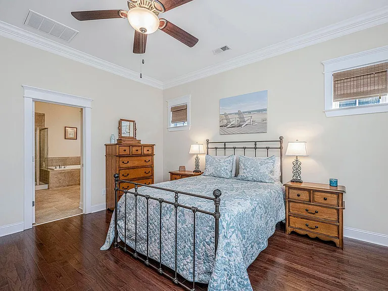 3695 Spindrift Dr — Photo 16