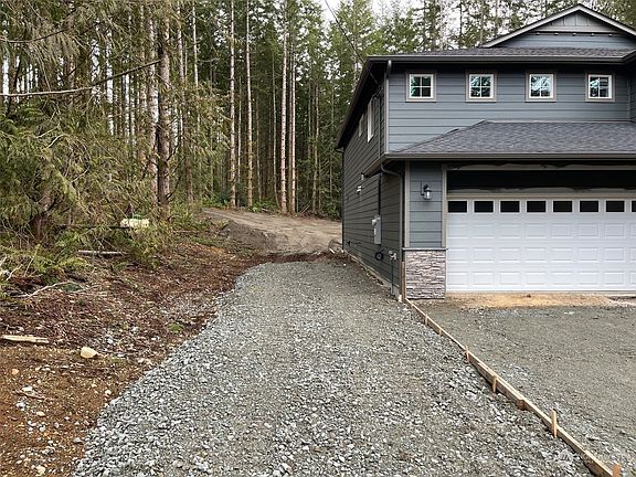 3rd image of 19413 52nd Ave NW
