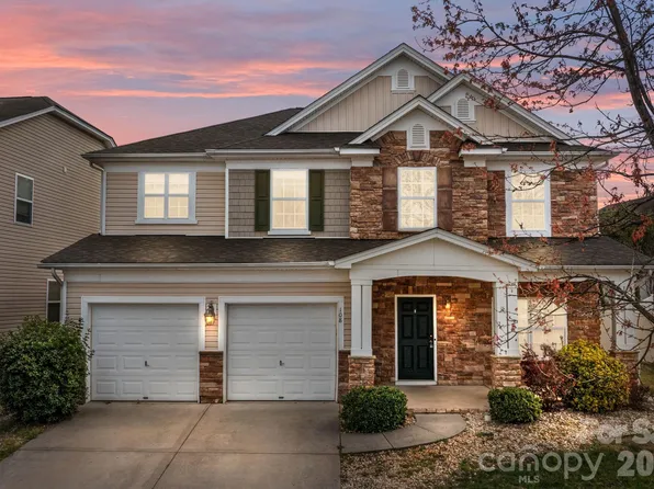 108 Sand Spur Dr, Mooresville, NC 28117
