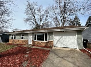 1710 Hoover Dr, Normal, IL 61761