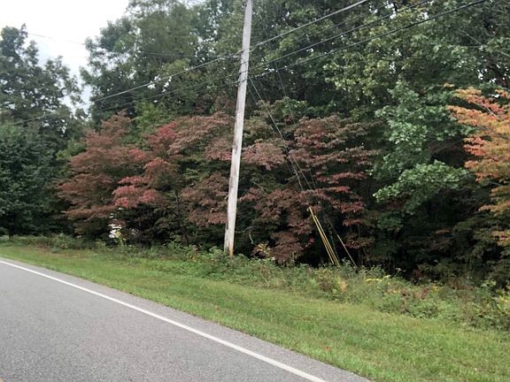 3rd image of 567 Westchester Dr